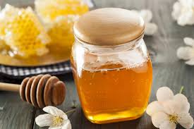 Your Ice Cream’s Sweeteners Could Be Harming You—Here’s Why Raw Honey Isn’t